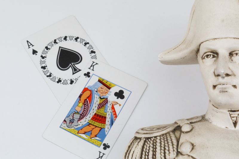 �J�[�h�Q�[���u�i�|���I���v�̃C���[�W�}