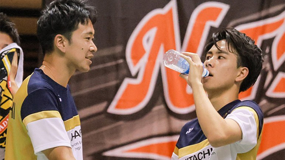 竹内コーチ、松川選手の写真